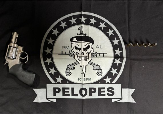 PM/AL prende homem por porte ilegal de arma e recupera motocicleta furtada no Agreste