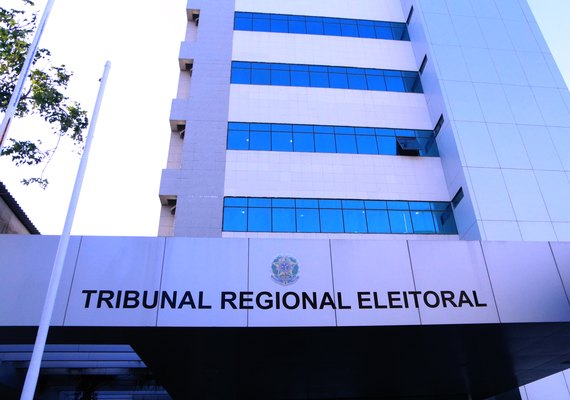TRE de Alagoas proíbe divulgação de pesquisa eleitoral do Instituto Verita