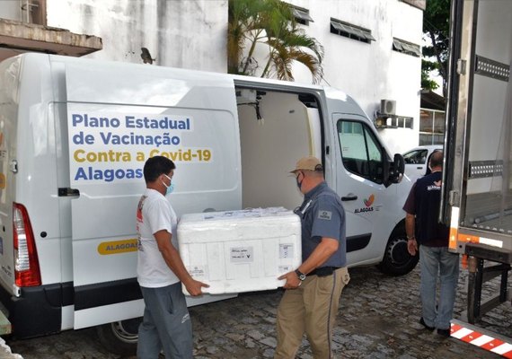 Municípios receberam do Governo de AL 66.450 doses para vacinar contra a Covid-19