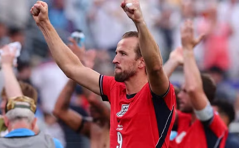 Inglaterra vence Panamá em jogo com recorde de Kane e avança como líder