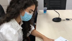 Confusão na Câmara: Teca Nelma diz que foi ameaçada e Fábio Costa nega ameaça