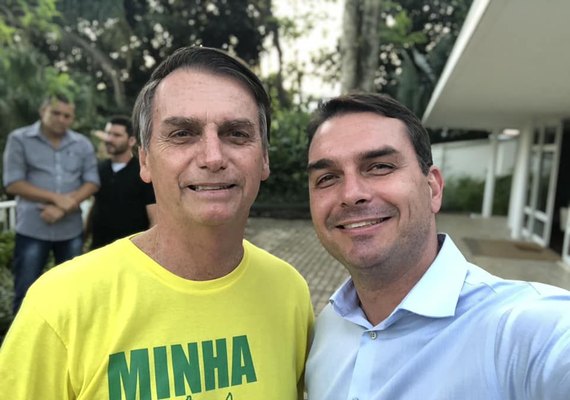 Comprador confirma pagamento a Flávio Bolsonaro, mas datas divergem da escritura