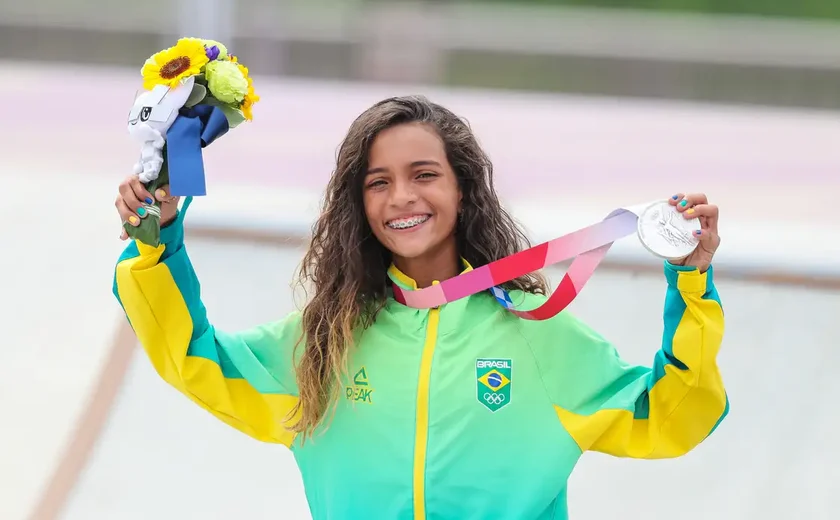 Com virada no fim, Rayssa Leal é bicampeã mundial de skate street