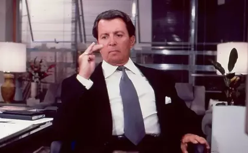 O lado sombrio do vilão Renato Maia em 'Rainha da Sucata'