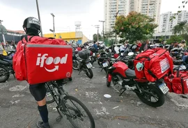 Anvisa libera venda de medicamentos por plataformas como iFood e Rapp