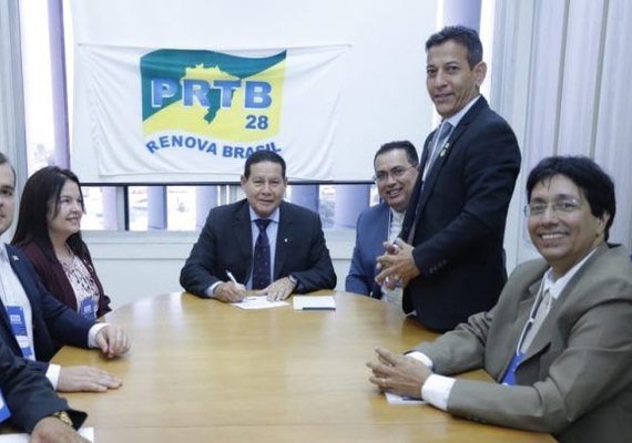 Reunião do PRTB/AL com Hamilton Mourão teve como destaque filiação de jornalista     