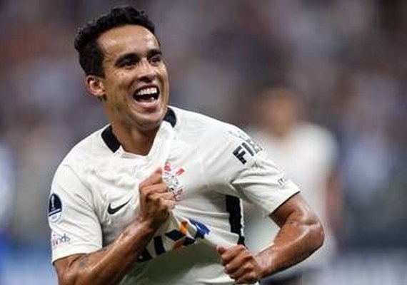 Corinthians vence La U em jogo com briga nas arquibancadas da Arena