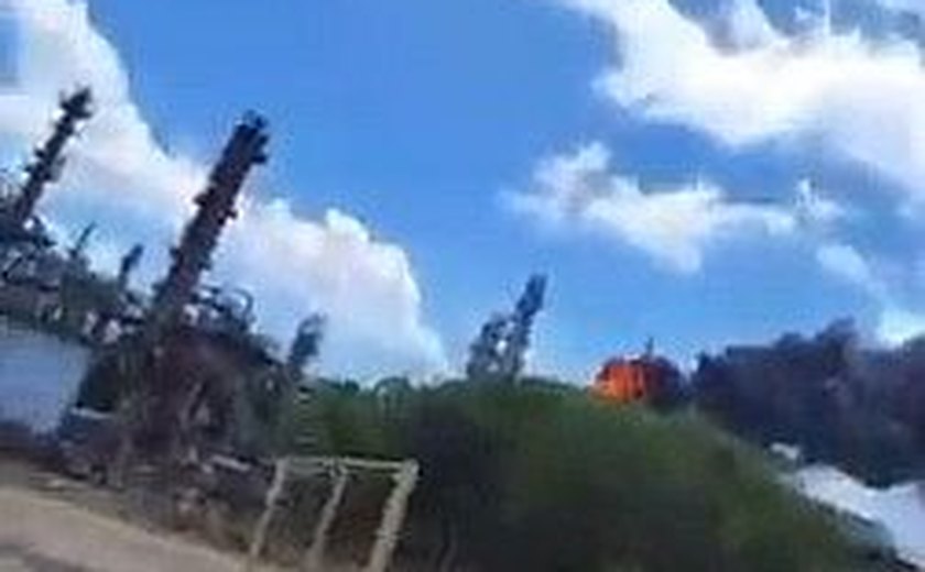 Vídeo: incêndio atinge fábrica da Braskem no Polo de Marechal Deodoro