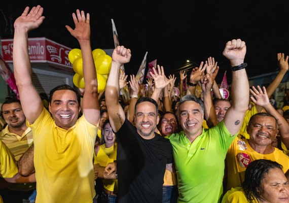 Rafael Brito realiza primeira caminhada da campanha pela Prefeitura de Maceió