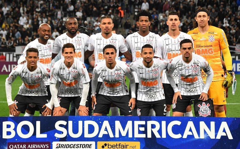 Fluminense mantém estilo Diniz e segura Corinthians