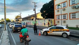 Trânsito terá mudança na Avenida Francisco de Menezes, no bairro da Levada
