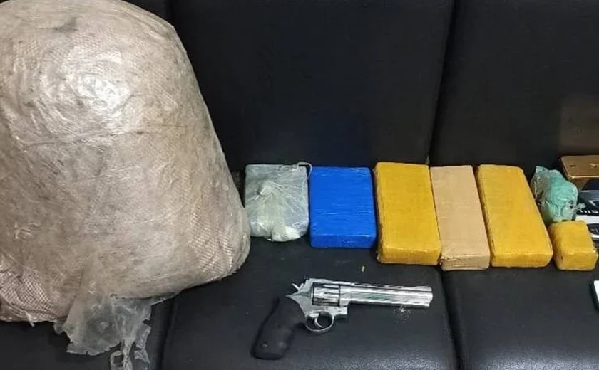 Mais de 20 quilos de drogas, metralhadora e munições apreendidas no sertão de AL