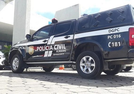 PC/AL prende homem acusado de estuprar a filha de 12 anos