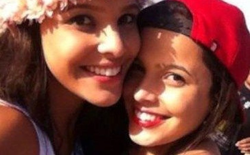 Mal assessoradas, ex-BBBs Emilly e Mayla torram grana e podem perder tudo