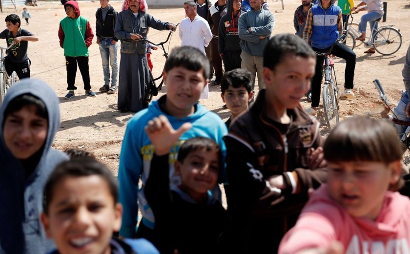 Número de refugiados sírios supera 5 milhões, após seis anos de conflito