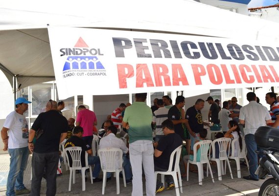 Sindpol realiza vigília com café da manhã em frente à Seplag nesta terça-feira