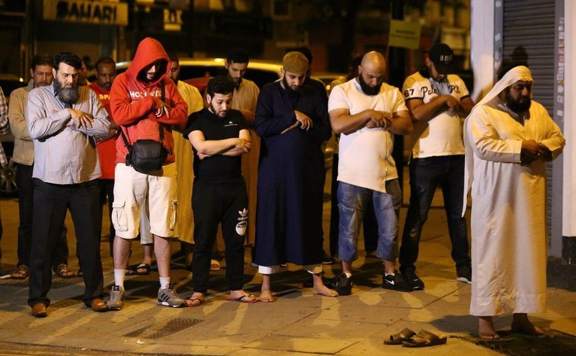 Suspeito de atropelar fiéis em frente a mesquita é identificado pela imprensa