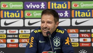 Técnico Ramon Menezes diz esperar seleção brasileira vitoriosa diante da Guiné