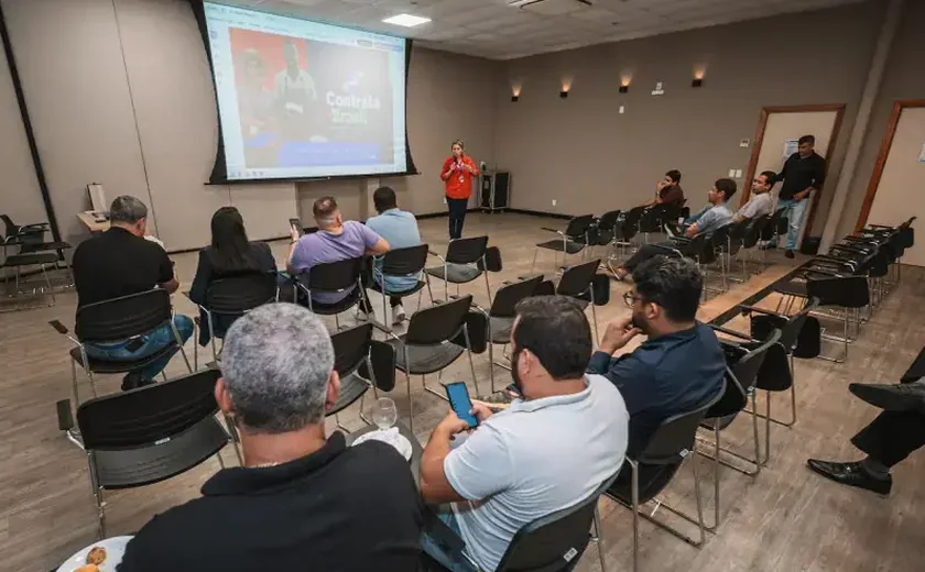 Sebrae Alagoas aproxima MEIs do setor público e amplia oportunidades com a Ufal