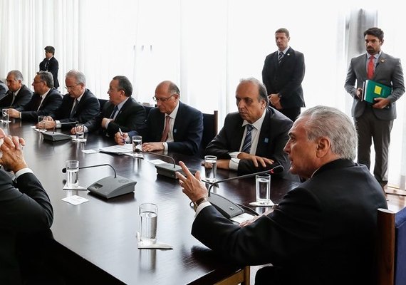 Temer reúne governadores em busca de apoio para reforma da Previdência