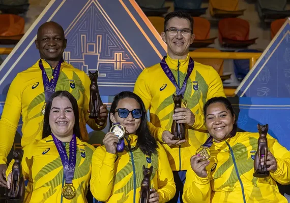 Brasil fecha Mundial de halterofilismo com ouro nas equipes femininas
