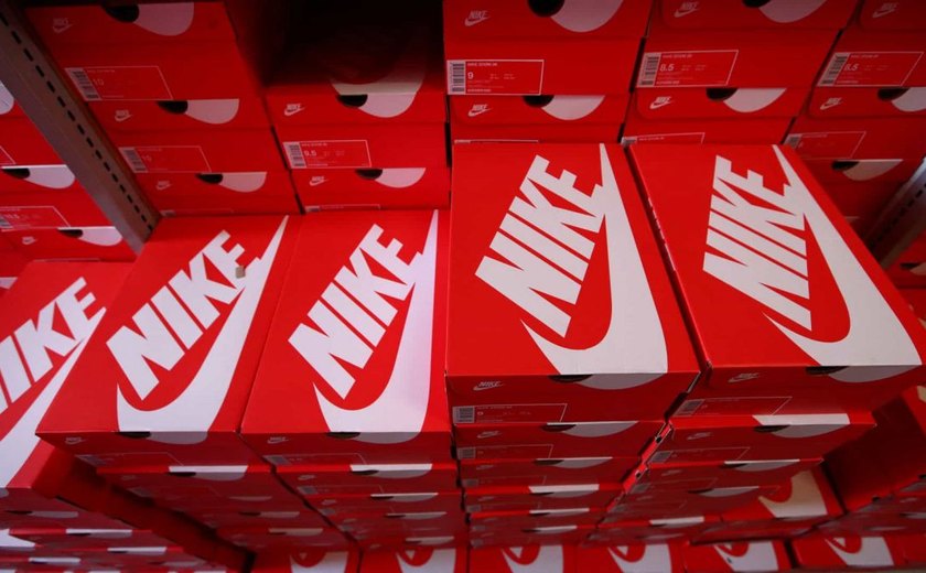 Nike vai ajudá-lo a comprar ténis na Internet