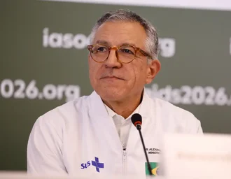 Polícia Federal desmente Veja; Alexandre Padilha aciona Justiça sobre fake news contra Lula
