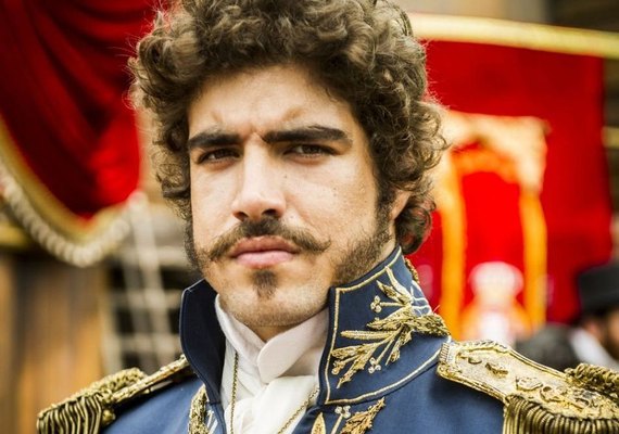 Agressivos, romances de dom Pedro eram obscenos demais para novela das seis