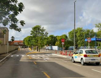 Detran-AL elimina baliza e meia-embreagem, e libera uso de veículos particulares e automáticos