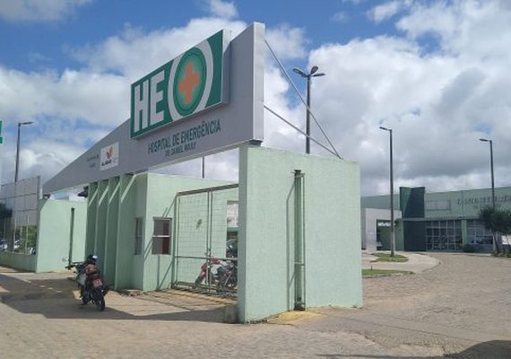 Criminosos invadem casa, roubam objetos e atiram na perna da vítima em Girau do Ponciano