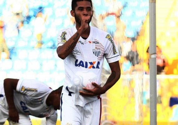 Natural de Alagoas e artilheiro do Avaí, Renato projeta jogo com CSA