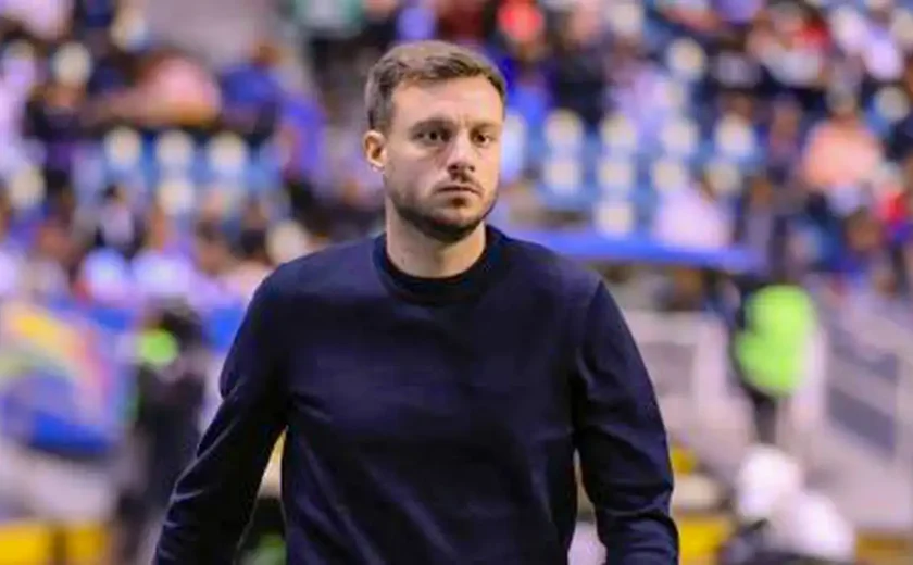 Após vitória, Botafogo demite técnico Martín Anselmi