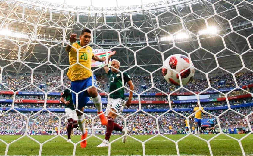 Brasil vence México com gols de Neymar e Firmino e vai às quartas da Copa