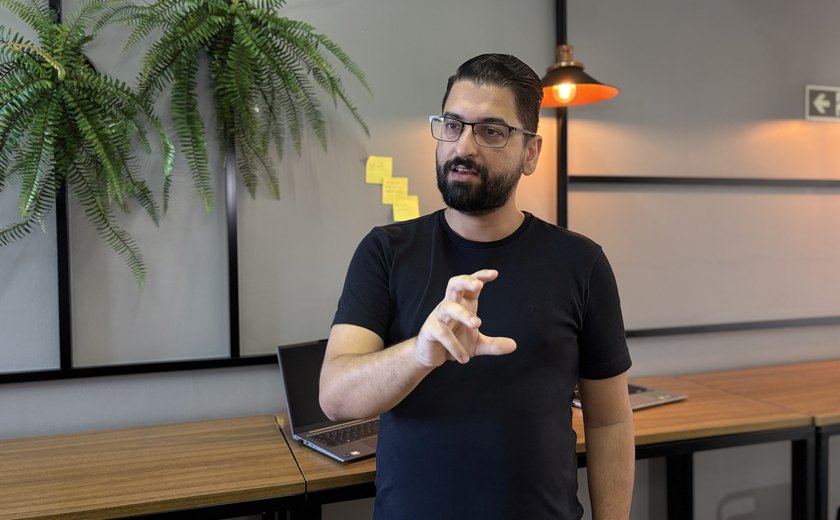 Especialista em IA e investimentos alerta para o fim da 'era dos apps' no Startup Day Maceió