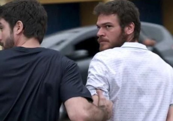 'A Força do Querer': Reta final! Rubinho é preso na frente de Bibi e Dedé