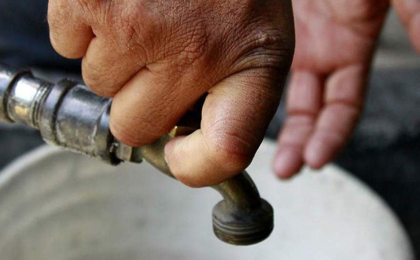 Moradores da Barra Nova denunciam falta de água há mais de 15 dias