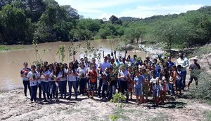 Prefeitura realiza recomposição da mata ciliar do Rio Ipanema
