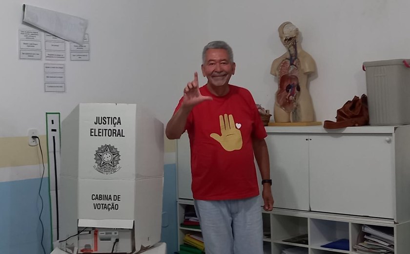 VÍDEO: Deputado federal Paulão avalia momento político local e nacional