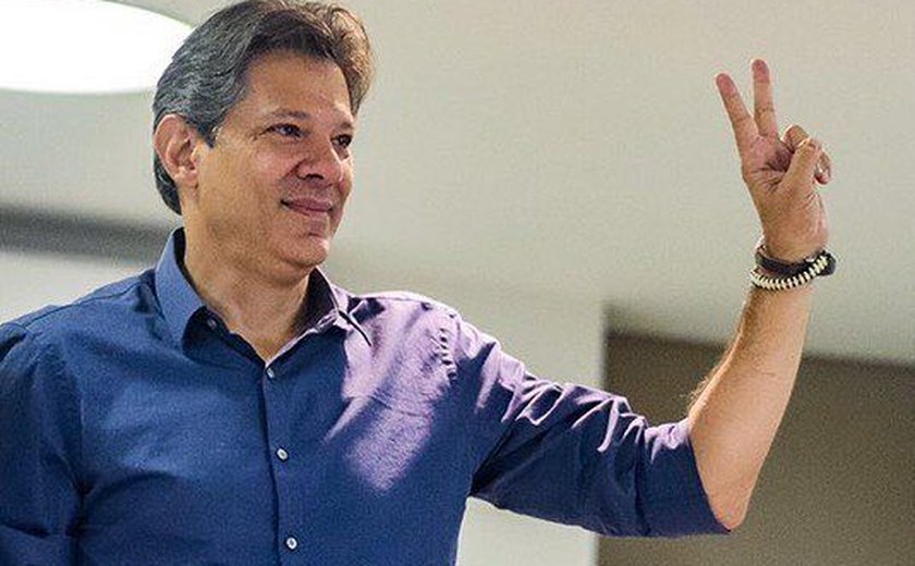 Haddad vota em SP: vamos lutar até o último minuto