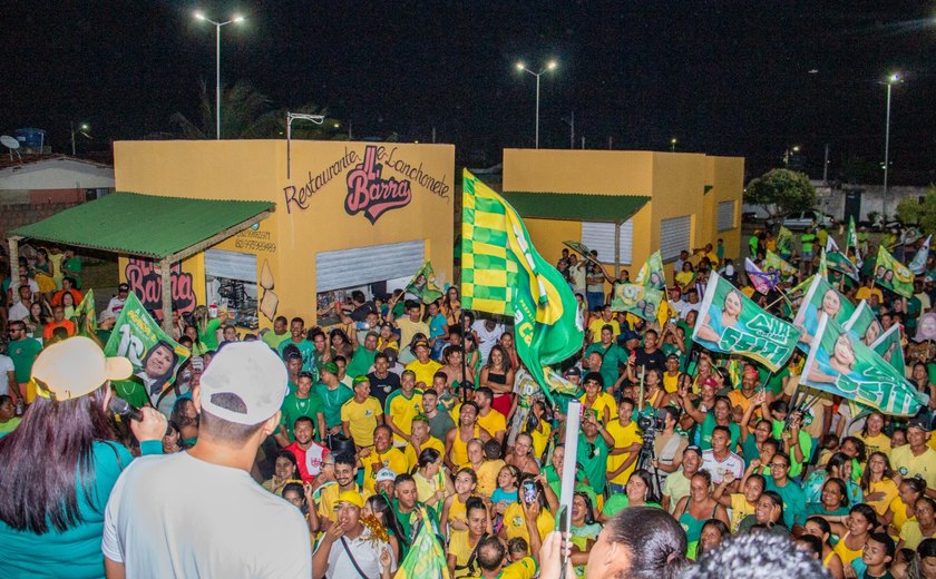 Lívia Carla mobiliza multidão em carreata histórica na Barra de Santo Antônio