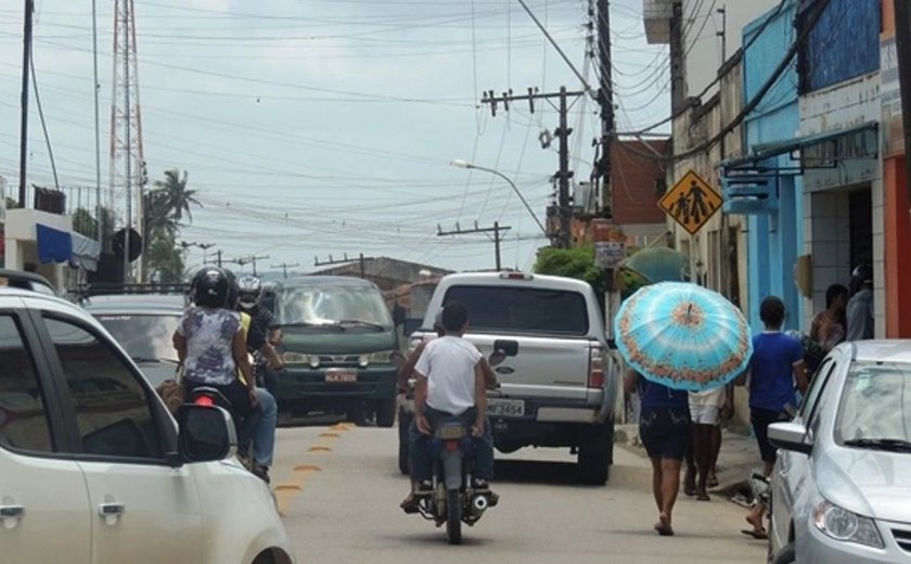 Criminosos fretam viagem e assaltam dois mototaxistas em Porto Calvo