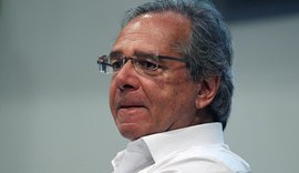 Paulo Guedes já queimou US$ 54 bilhões das reservas acumuladas por Lula e Dilma