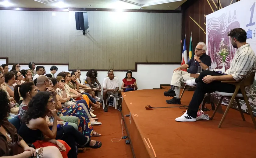 Memória é fundamental na literatura, afirma o escritor Milton Hatoum