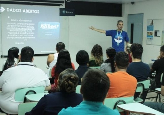 Alagoas contribui na discussão de dados abertos governamentais