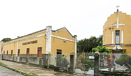 Abrigos de idosos estão precisando de doações no Natal