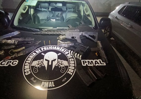 Companhia de Policiamento de Choque apreende fuzil na Cidade Universitária