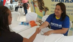 Procon Alagoas leva serviços aos consumidores de Arapiraca