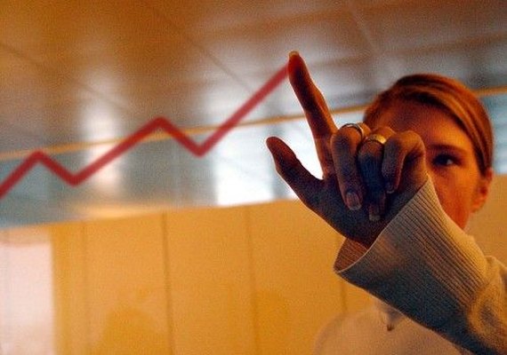 Especialistas preveem baixo crescimento da economia em 2017