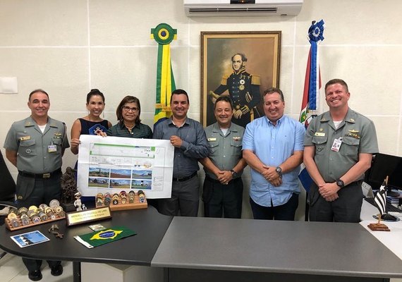 Prefeito busca apoio da Marinha para transformar Mirante do Farol na maior atração turística do Norte de AL