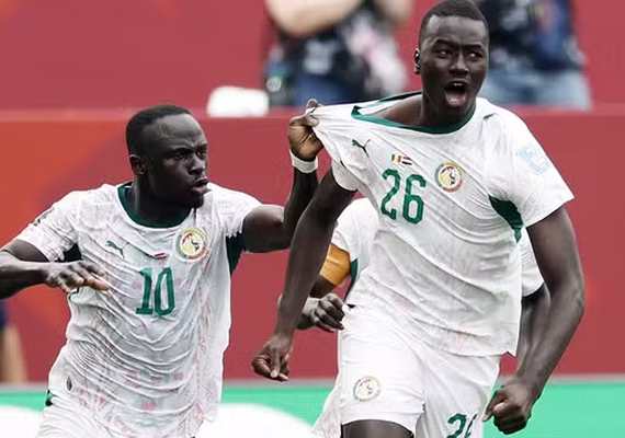 Senegal goleia Iraque e encaminha classificação como um dos melhores terceiros colocados